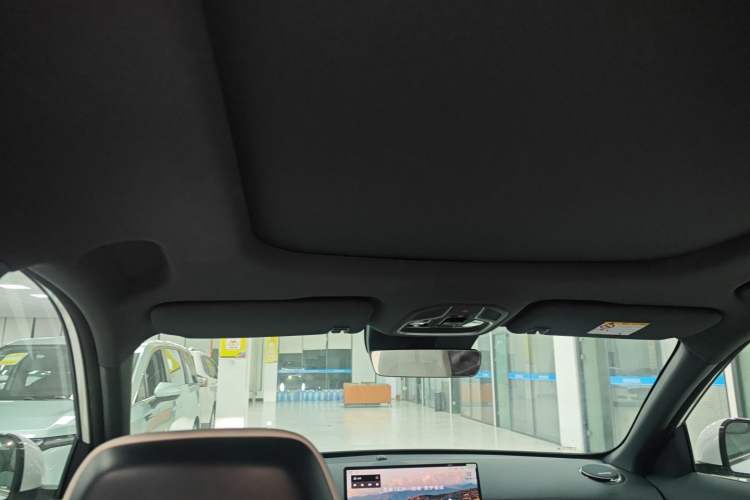 Used Geely Galaxy Galaxy Xingjian 7 EM-i 2025 120km Exploration+ Version