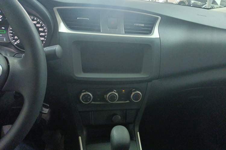 Used Nissan Sylphy 2024 Facelifted Three Classic 1.6XE CVT Comfort Edition
