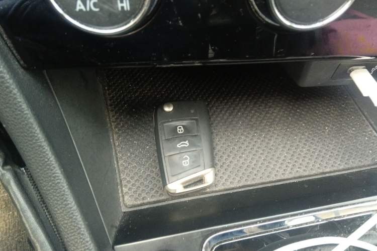 Used Volkswagen Bora 2023 200TSI DSG Smart Drive Version
