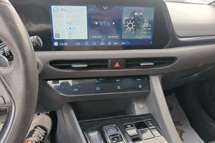 Used Hyundai Sonata 2020 380TGDi Automatic GLS Luxury Edition Audio And AC Panel