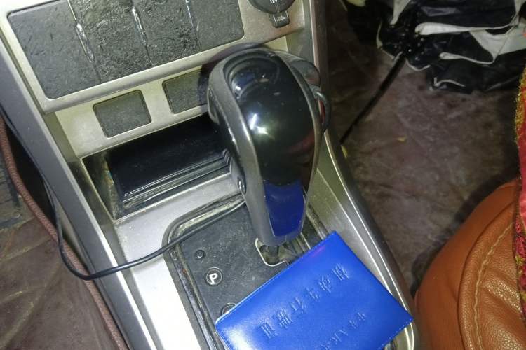 Used Geely Auto Classic Emgrand 2012 Sedan 1.8L CVT Luxury Model
