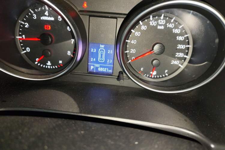 Used Haval H6 2016 Upgraded Model 1.5T Automatic Two-Wheel Drive Elite Version Odometer Close Up