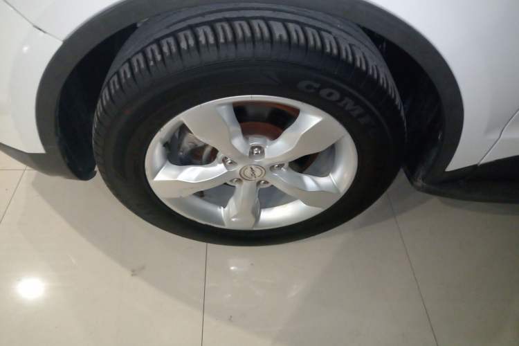Used Zotye Domy X5 2015 1.5T CVT ZhiXian Trim China V Standard