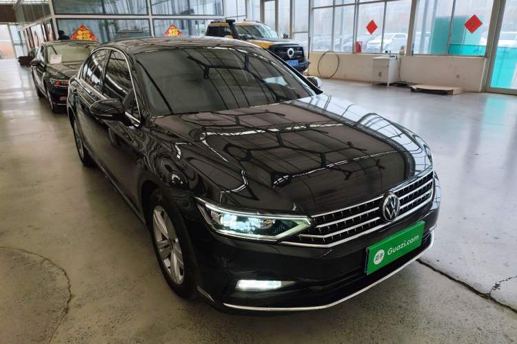 Used Volkswagen Magotan 2025 Zhongxiang Version 280TSI DSG Comfort Edition