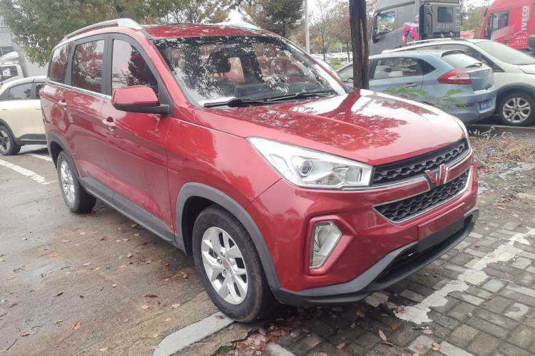 Used Wuling Hongguang S3 2018 1.5L Manual Luxury Model China V Standard
