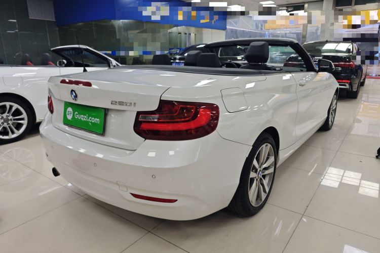 Used BMW 2 Series 2015 220i Convertible Coupe Leading Model
