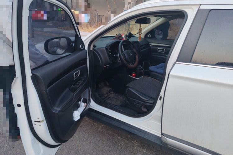 Used Mitsubishi Outlander 2018 2.4L 4x4 Elite Edition 5 Seats