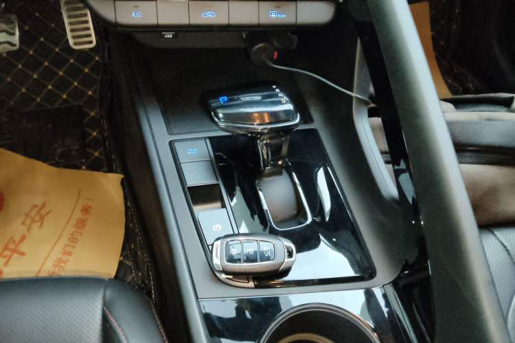 Used Hyundai Elantra 2023 240TGDi DCT N Line GLX Elite Edition Gear Lever