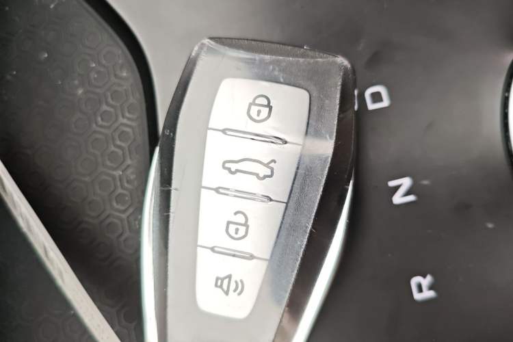 Used Geometry A 2024 500KM Travel Edition