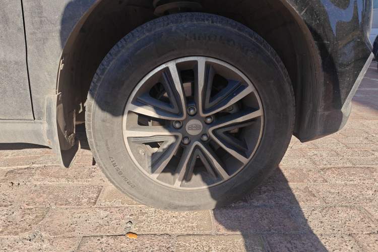 Used Geely Auto Vision X6 2018 1.4T CVT 4G Connected Luxury Version
