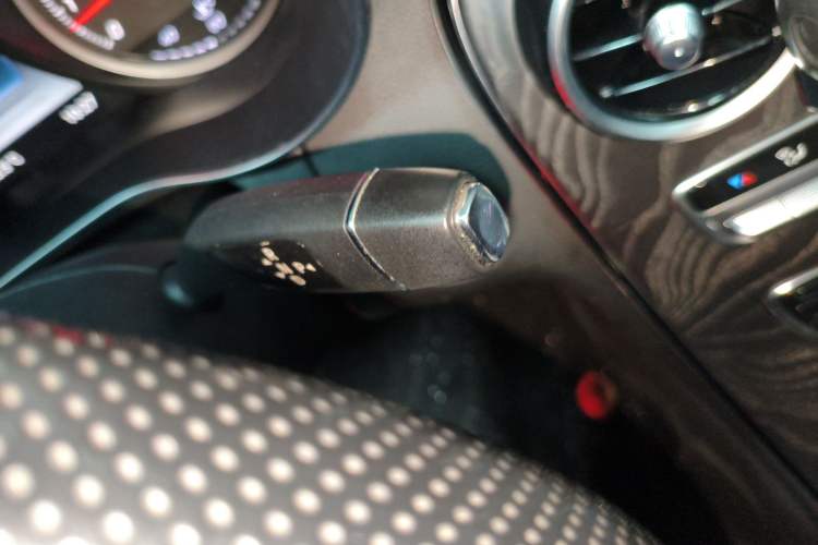 Used Mercedes-Benz C-Class 2015 Restyled C 180 L Sport Edition
