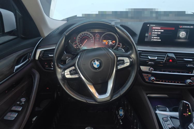 Used BMW 5 Series 2018 Revised Version 530Li Leading Edition Luxury Package Steering Wheel