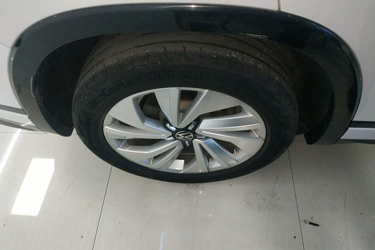 Used Volkswagen Tayron X 2020 330TSI Two-Wheel Drive Luxury Smart Connectivity Version
