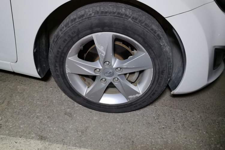 Used Hyundai Elantra (5th Generation / Langdong) 2013 1.6L Automatic Luxury Model
