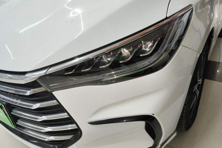 Used BYD Song MAX New Energy 2022 DM-i 105KM Executive Edition Left Front Headlight