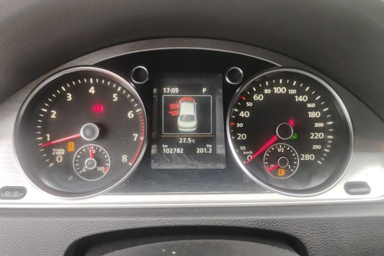 Used Volkswagen FAW-Volkswagen CC 2015 1.8TSI Prestige Model Instrument Cluster