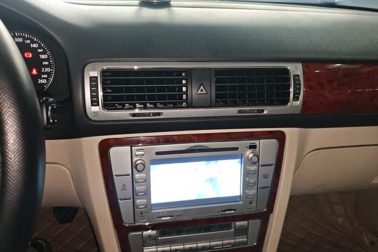 Used Volkswagen Passat 2009 1.8T Manual Luxury Edition
