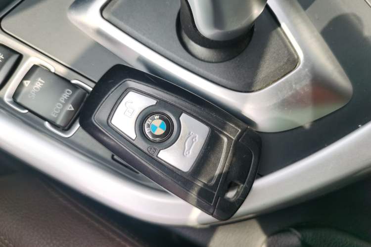 Used BMW 3 Series 2018 320Li Fashion Model Vehicle Key