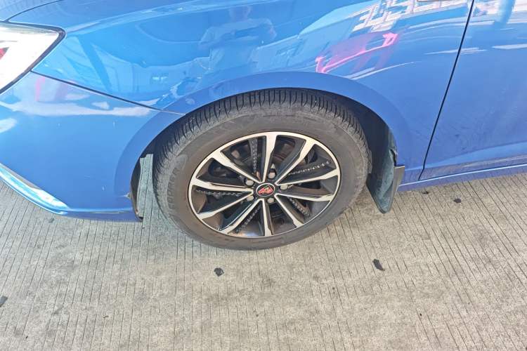 Used Roewe i5 2020 1.5L Manual 4G Connect Leehao Flagship Edition