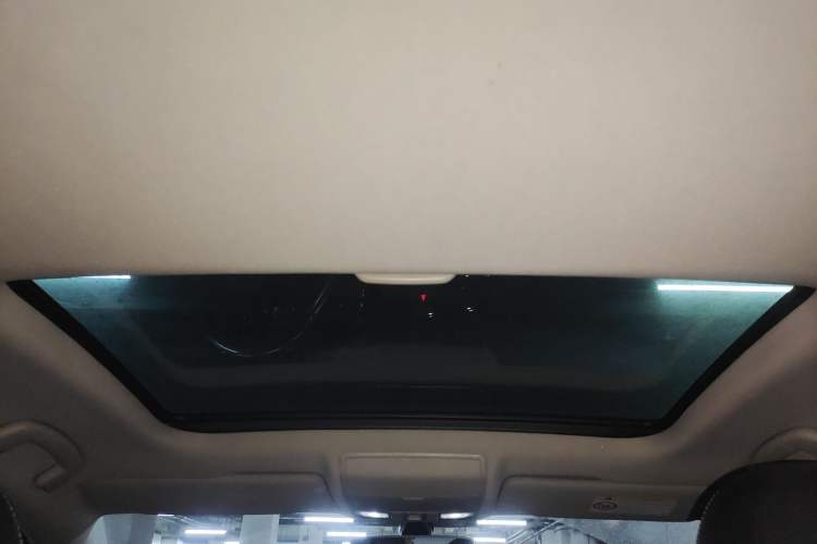 Used Volkswagen Lamando 2017 280TSI DSG Luxury Edition
