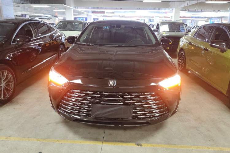 Used Buick Regal 2024 25T Deluxe Edition Front