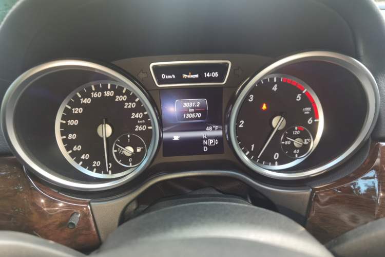 Used Mercedes-Benz GL-Class 2014 GL 350 CDI 4MATIC Instrument Cluster