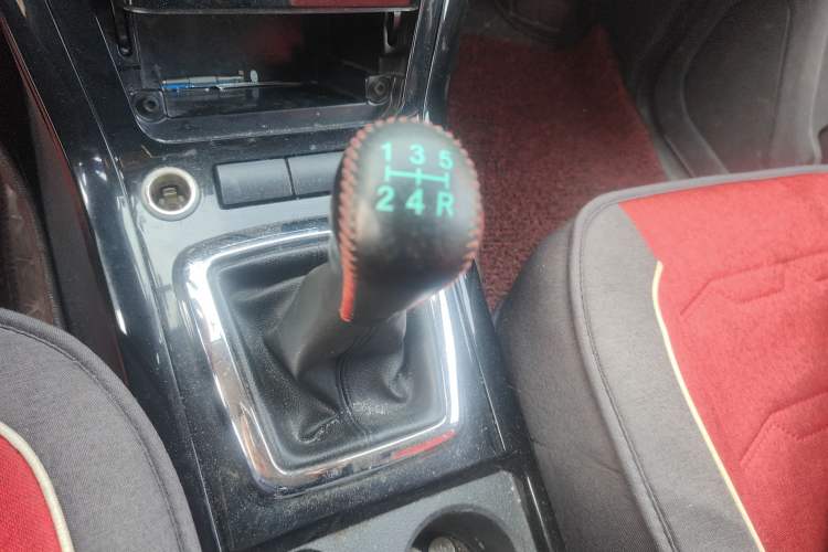 Used HYOSOW S3 2016 1.5L Manual Luxury Edition China IV Emission Standard