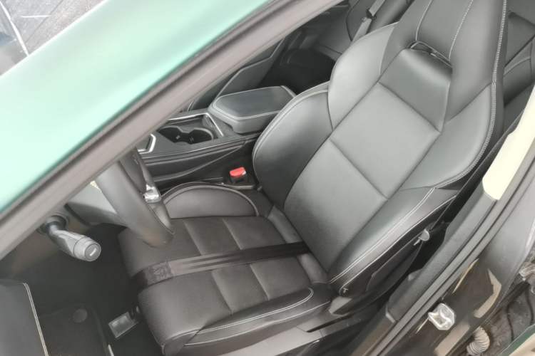 Used Lynk & Co 01 2023 2.0TD Two-Wheel Drive Pro Trim
