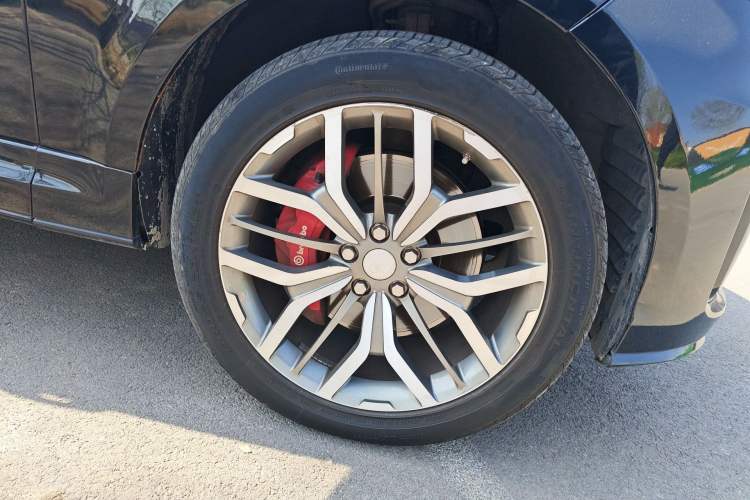 Used Land Rover Range Sport 2014 3.0 SC V6 HSE DYNAMIC Right Front Wheel Hub