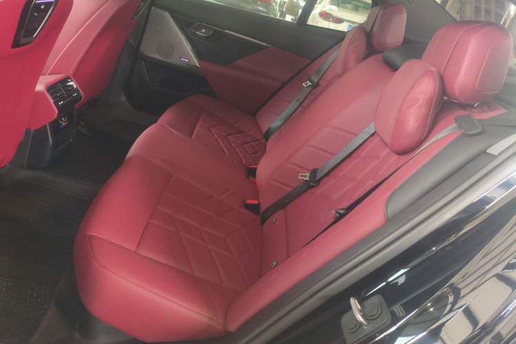 Used BMW 5 Series 2024 530Li Leading Model M Sport Package
