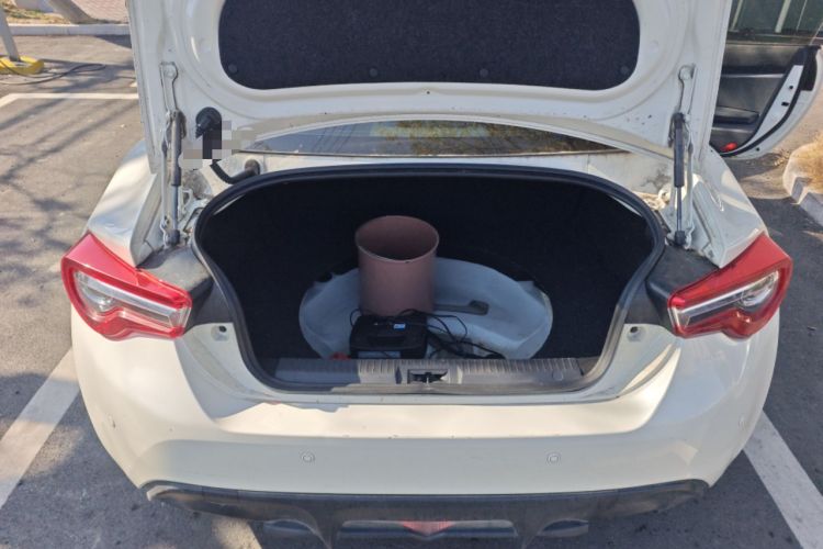 Used Toyota 86 2017 2.0L Manual Luxury Version