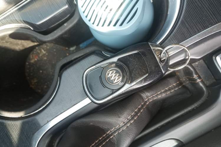 Used Buick Envision 2016 20T Two-Wheel Drive Leading Version Vehicle Key