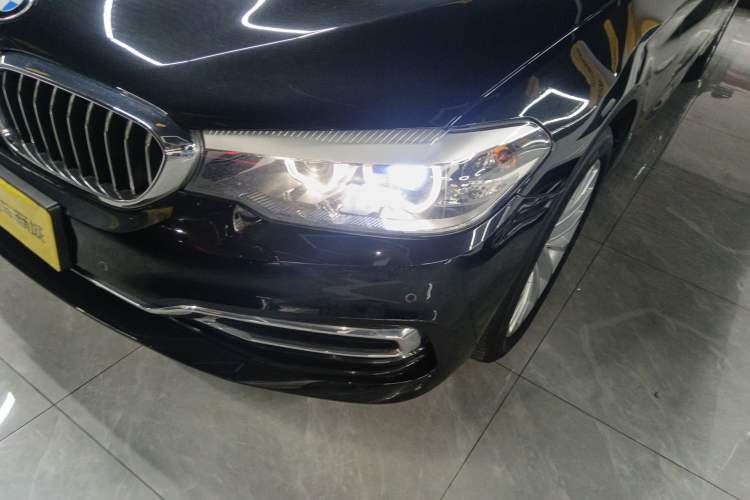 Used BMW 5 Series 2019 Updated 530Li xDrive Luxury Package Left Front Headlight
