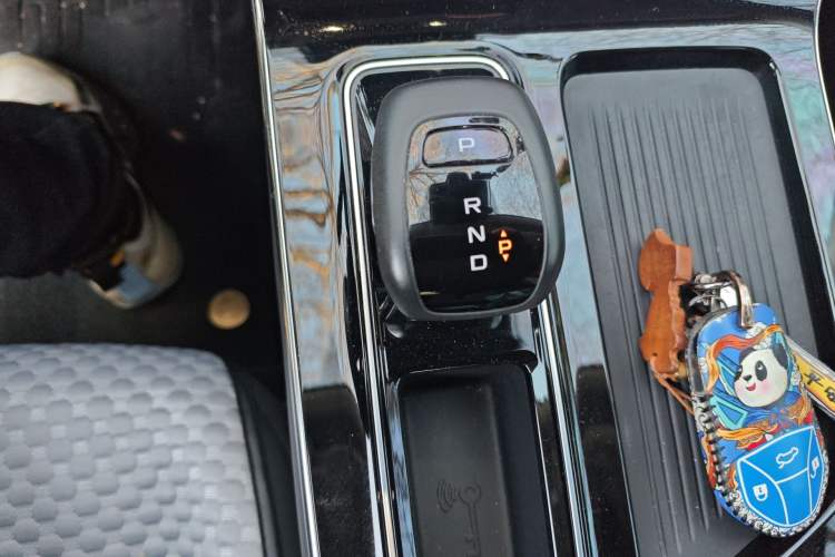 Used Bestune T90 2023 1.5T DCT Automatic Luxury Edition Gear Lever