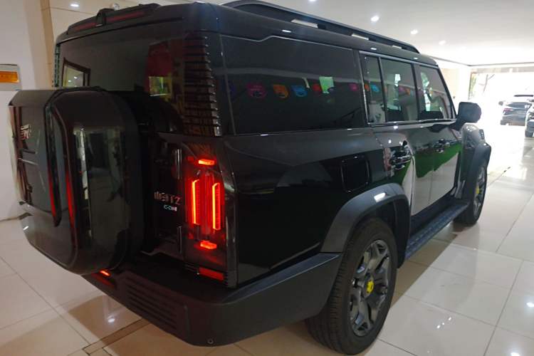 Used JETOUR Shanhai Traveler C-DM 2025 206km XWD Extended-Length 7-Seater Rear Right 45 Deg