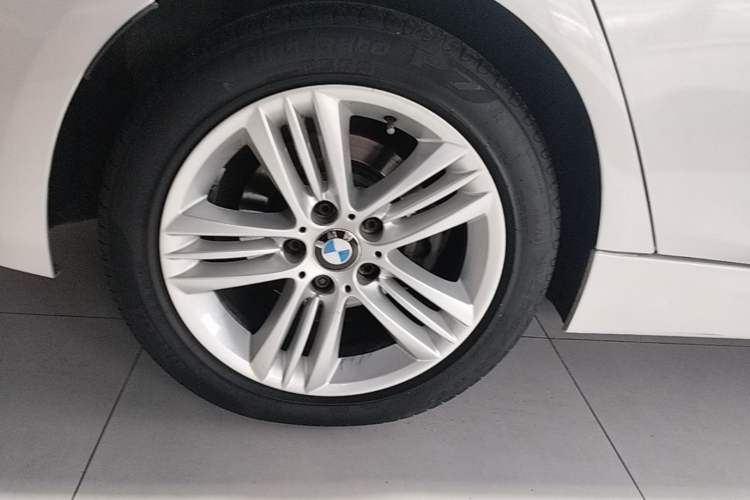 Used BMW 3 Series 2017 320Li Fashion Model
