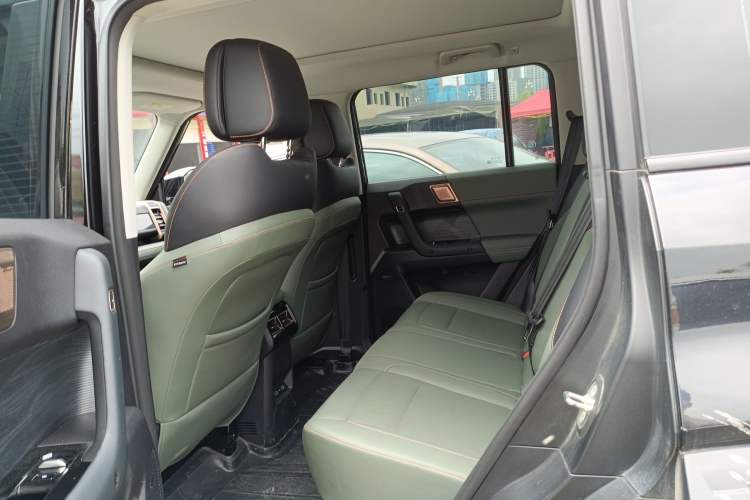 Used iCAR 03 2024 501km Two-Wheel Drive Long-Range Yuechao Edition Left Rear Seat