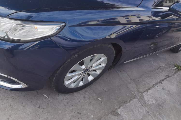 Used Ford Taurus 2016 EcoBoost 180 Luxury Model
