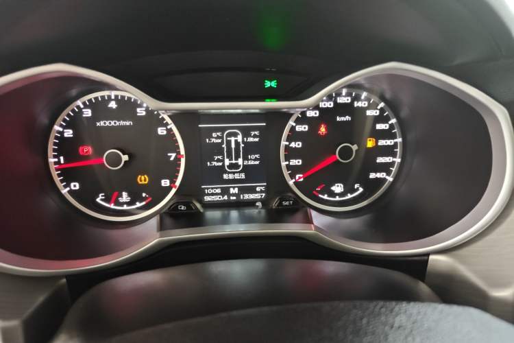 Used Geely Auto Emgrand X7 Sport 2018 2.0L Manual Two-Wheel Drive Zhiya Version Instrument Cluster