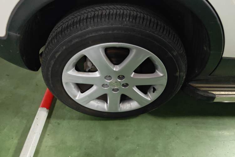 Used Buick Encore 2015 1.4T Automatic All-Wheel-Drive Flagship Model
