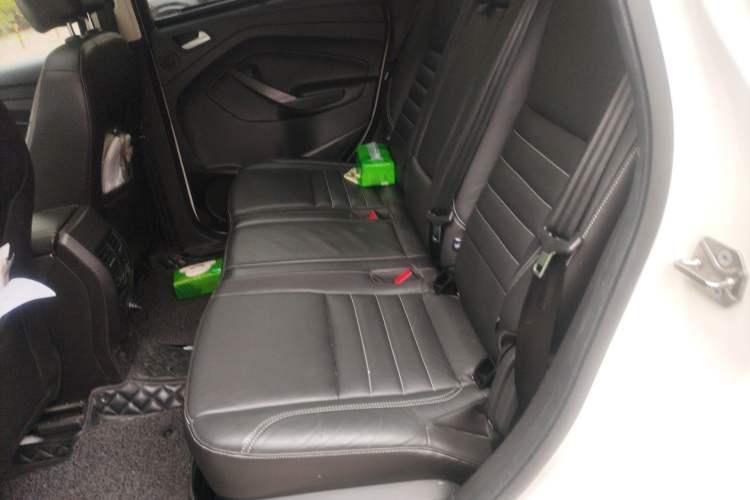 Used Ford Kuga 2015 2.0L GTDi Four-Wheel Drive Prestige Model Left Rear Seat