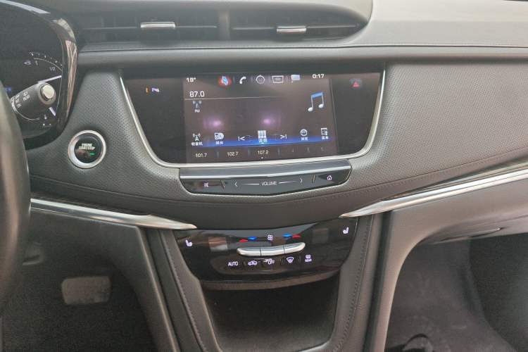 Used Cadillac XT5 2016 25T Luxury Model