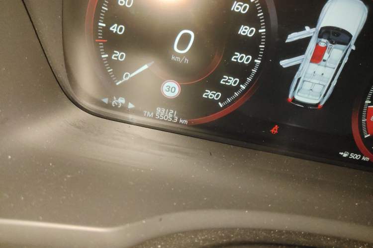 Used Volvo XC90 2020 Facelifted T6 Zhiyi Luxury 7-Seater Odometer Close Up