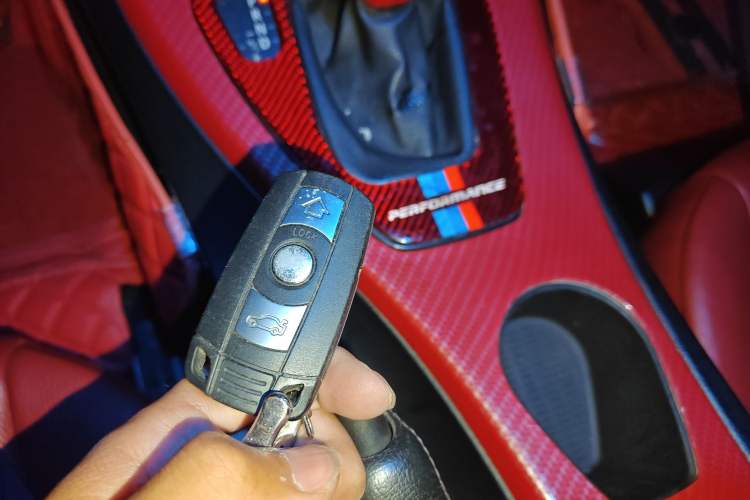 Used BMW 3 Series 2011 325i Convertible Coupe
