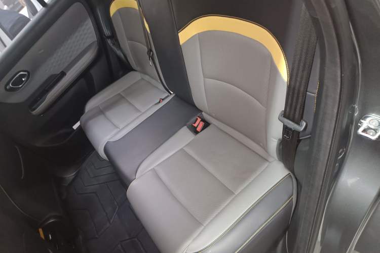 Used AION Y 2021 70 Tech Vitality Edition
