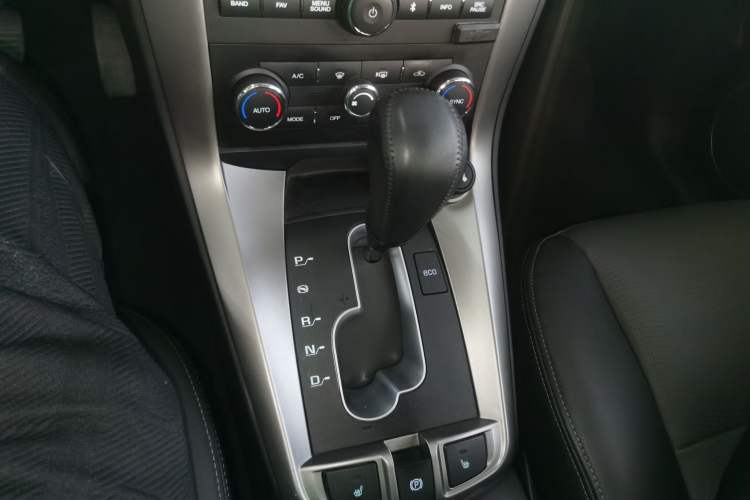 Used Chevrolet Captiva 2017 2.4L Two-Wheel Drive Luxury Edition 7 Seats