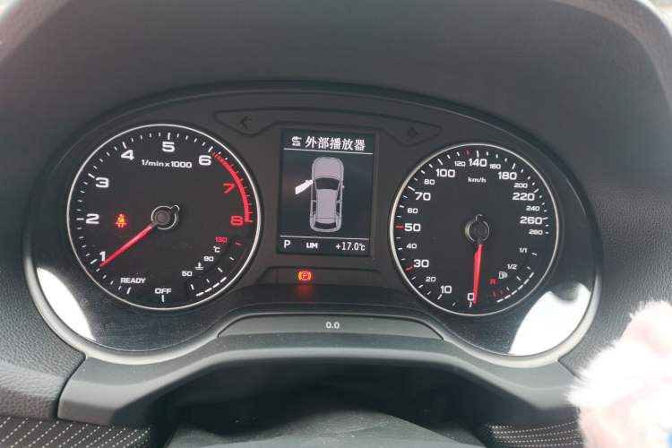 Used Audi Q2L 2018 35 TFSI Launch Exclusive Edition China VI
