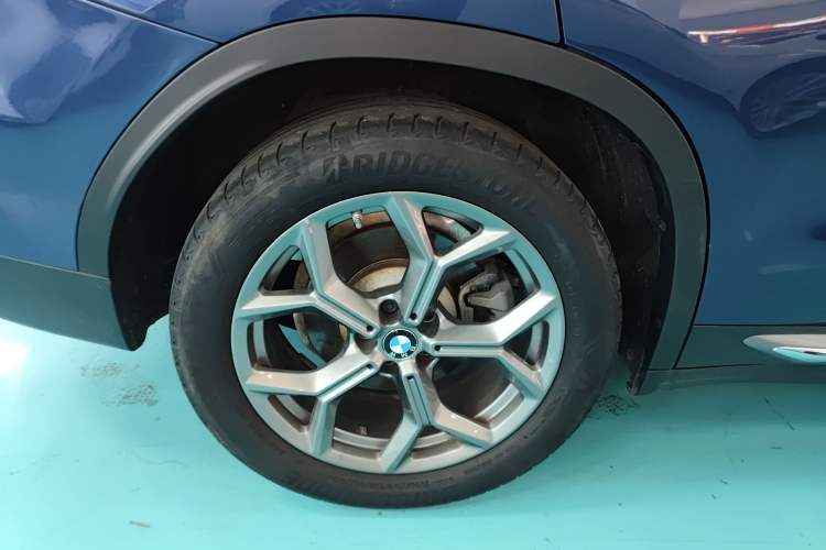 Used BMW X3 2020 xDrive28i Luxury Package Exterior 5