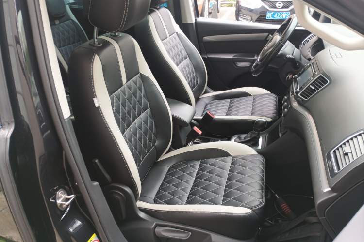 Used Volkswagen Sharan 2014 2.0 TSI Standard Model Right Front Seat