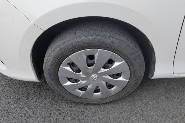 Used Toyota Vios 2014 1.3L Automatic Standard Edition Left Front Wheel Hub
